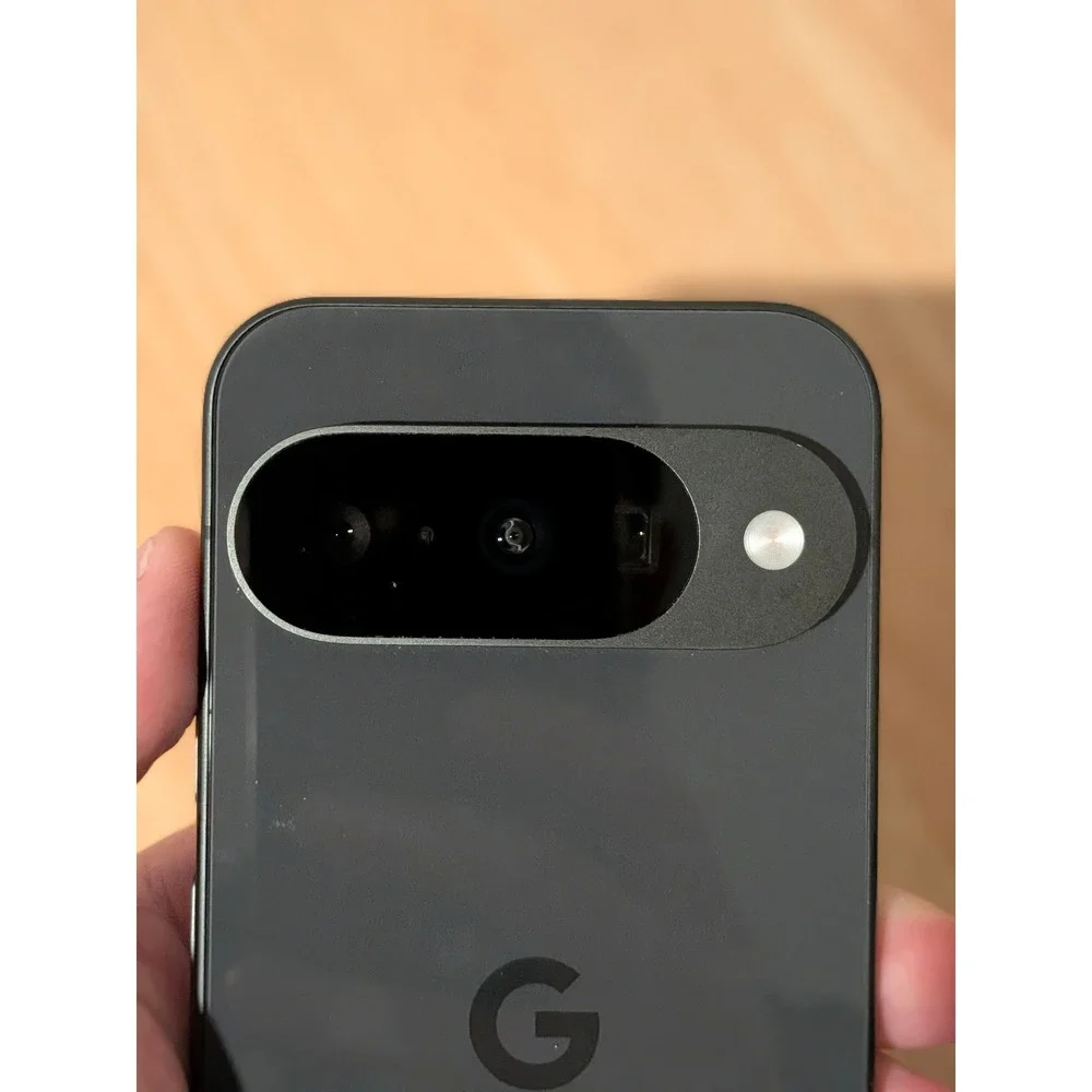 Google Pixel 10 | 128 GB (12 GB) RAM 6.3